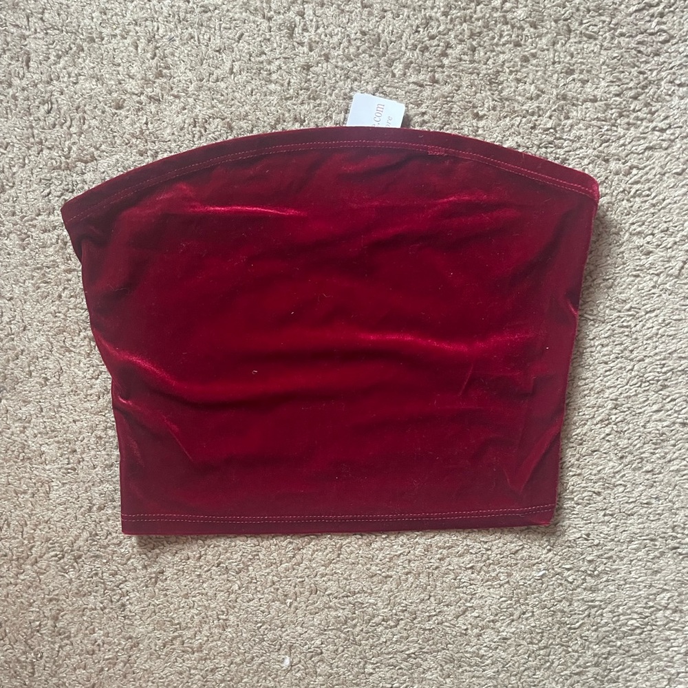 Windsor velvet red cropped tube top size large NWT